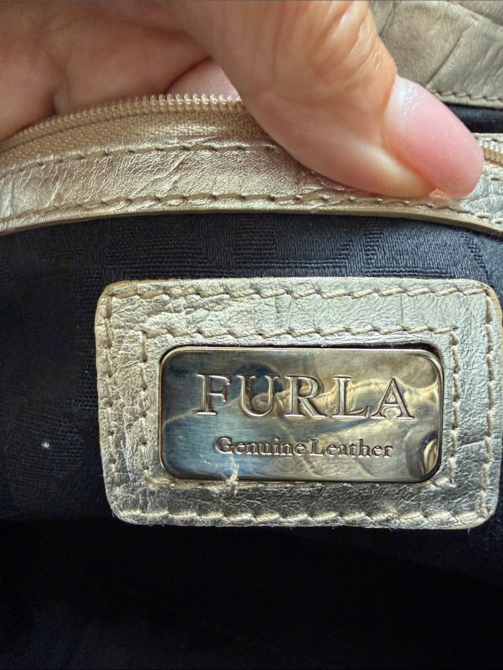 Furla metallic, silver croc embossed leather handbag - Picture 11 of 12